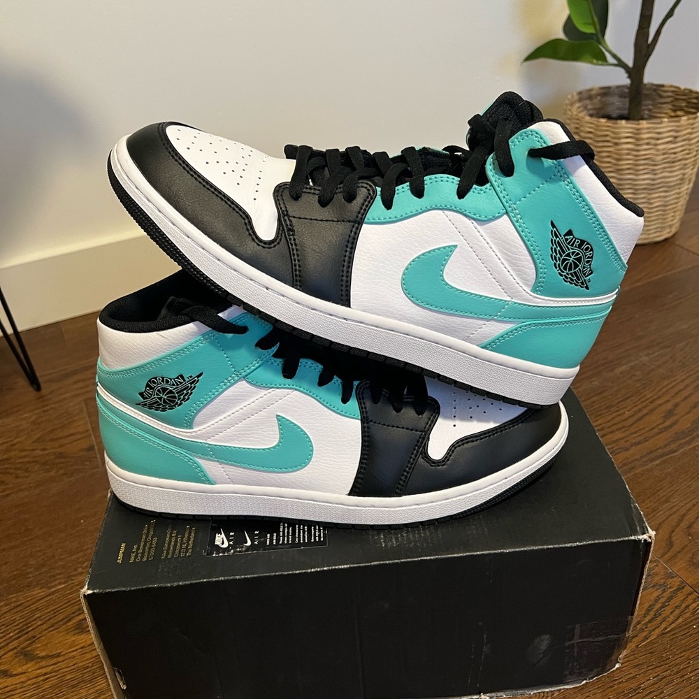 Nike Air Jordan 1